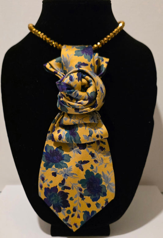 Necktie necklace